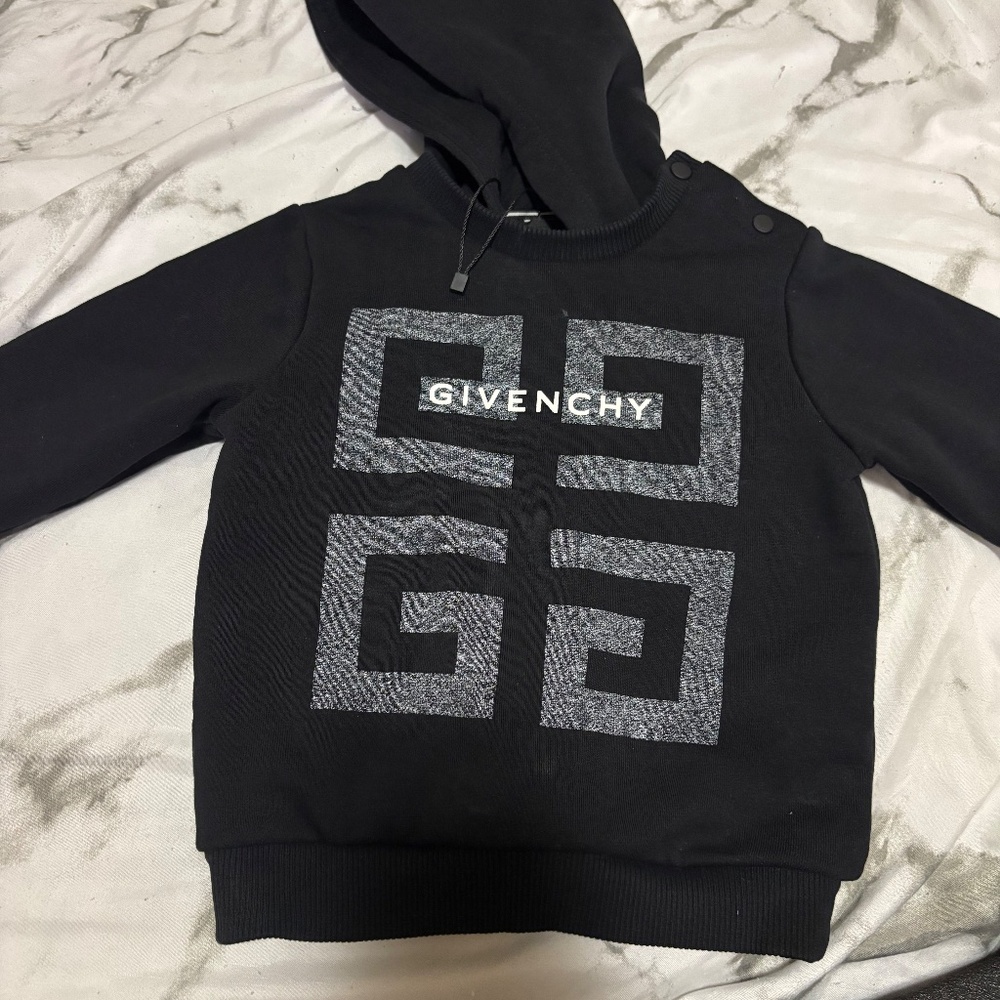 Givency sweather - Picture 2 of 2